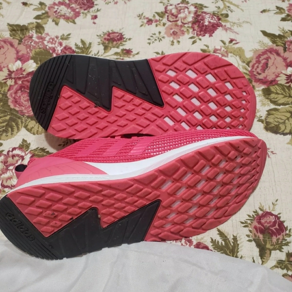 Adidas shoes - Picture 3 of 3